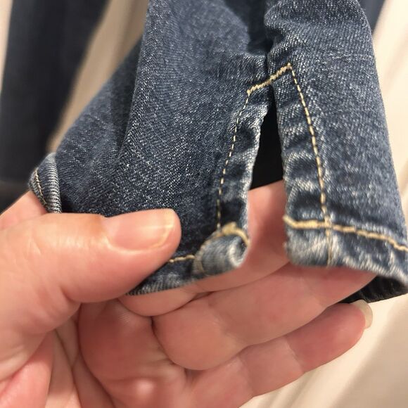Christopher & Banks Women's Stretch Denim Blue Jean Jacket Snap Buttons Large - Picture 4 of 8